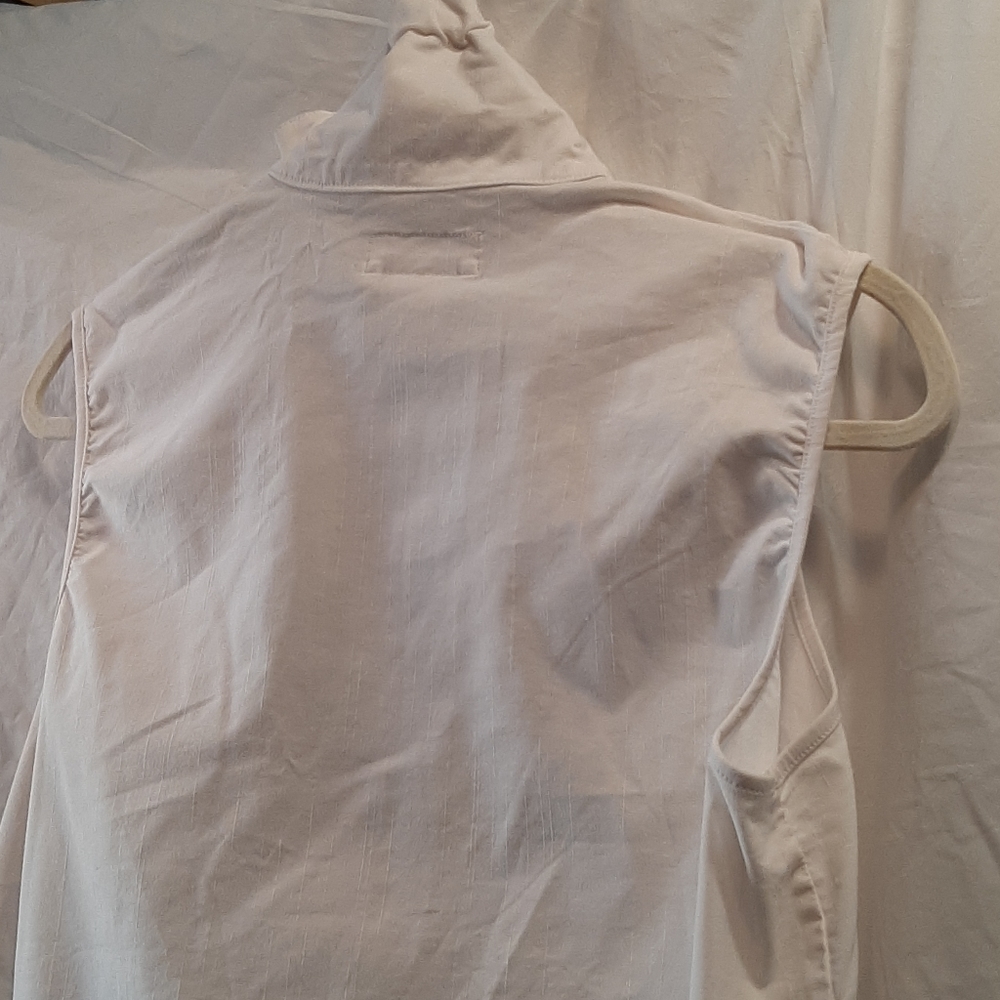 Top - Picture 8 of 10